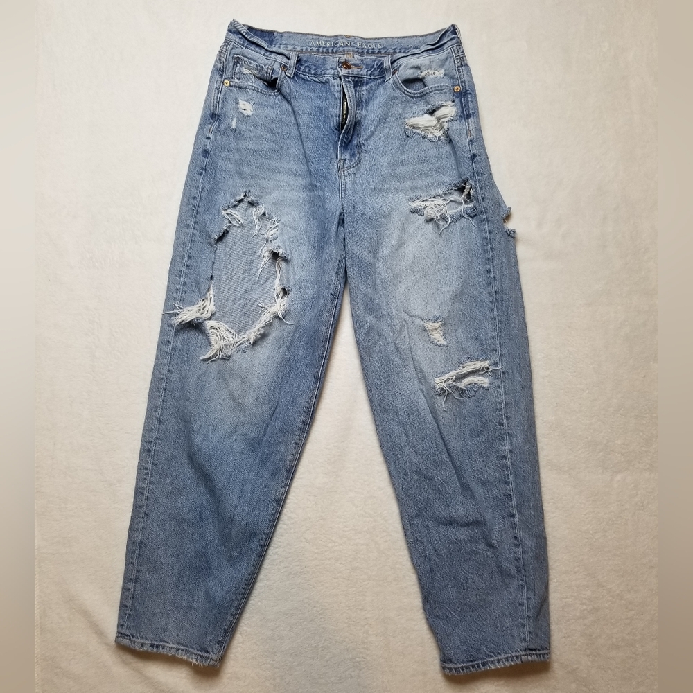 American Eagle Distressed Relaxed Mom Jeans